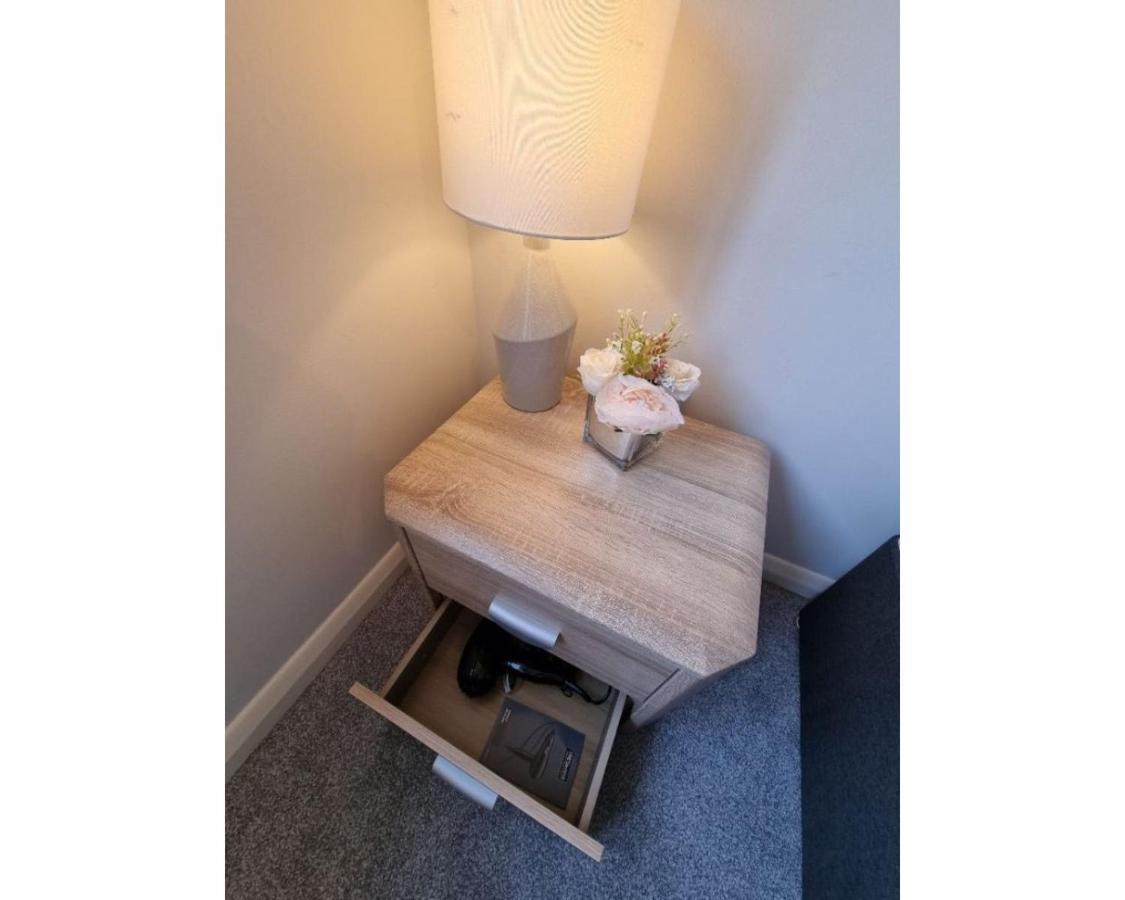 Heybridge  Canal Side Retreat - 2 Bedroom Apartment מראה חיצוני תמונה