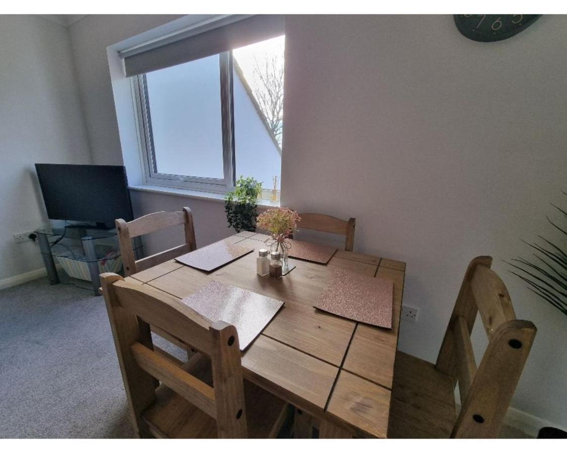 Heybridge  Canal Side Retreat - 2 Bedroom Apartment מראה חיצוני תמונה